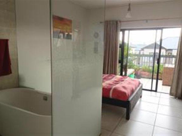 2 Bedroom Property for Sale in Waterfall Eastern Cape